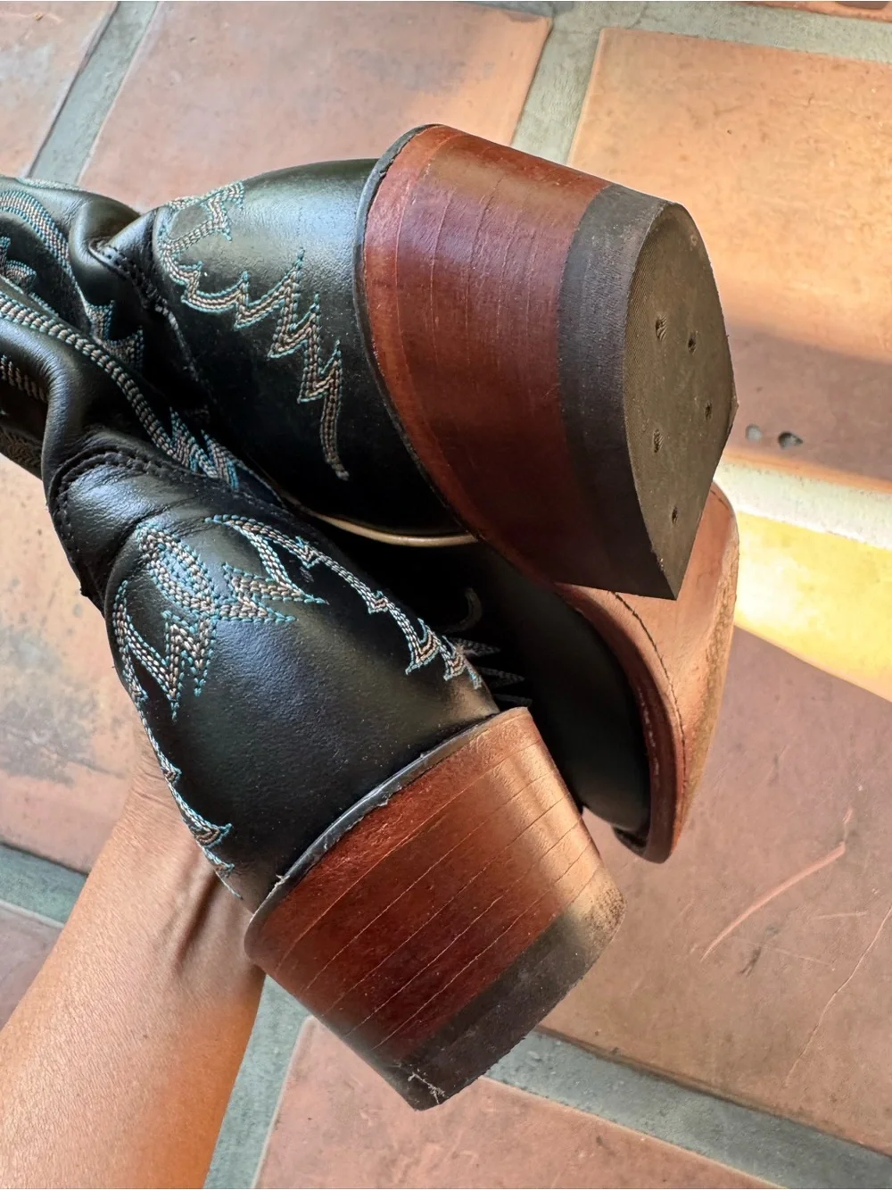 Classic Black Western Cowboy Boots - Men